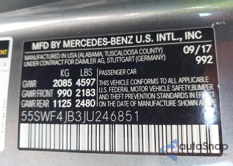 2018 Mercedes-Benz C 300 z USA, uszkodzony, nr VIN 55SWF4JB3JU246851